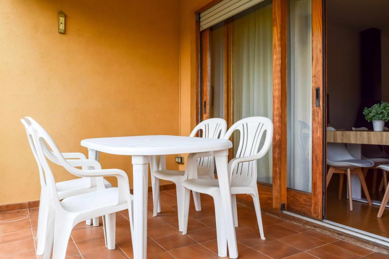 Can Falga Casa Con Jardin En El Corazon De Besalu Exterior photo